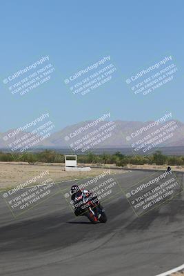 media/Sep-25-2023-Moto Forza (Mon) [[81ffa65e0a]]/B-C Group/Session 2 (Turn 8)/